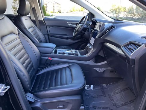 Used 2023 Ford Edge SEL image 15