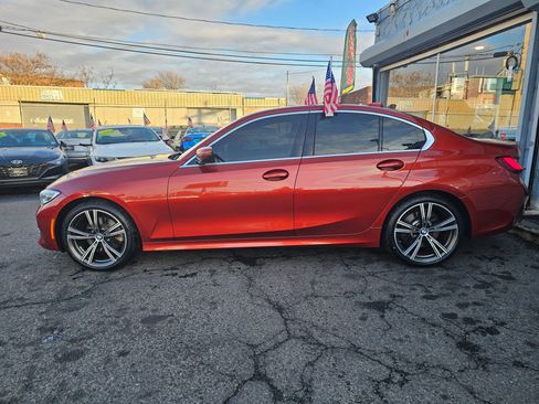 Used 2021 BMW 330i xDrive Sedan w/ Convenience Package image 3