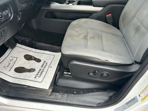 Used 2019 RAM 1500 Big Horn image 14