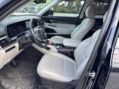 Used 2023 Kia Telluride S AWD/4WD image 12