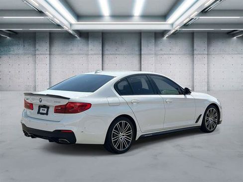 Used 2019 BMW 530i xDrive w/ M Sport Package AWD/4WD image 5