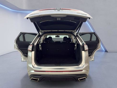 Used 2017 Ford Edge Sport w/ Technology Package image 12