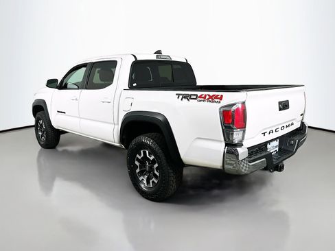 Used 2022 Toyota Tacoma TRD Off-Road AWD/4WD image 5