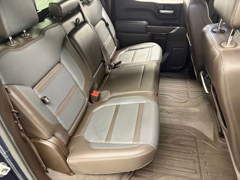 Used 2022 GMC Sierra 1500 Denali w/ Driver Alert Package II AWD/4WD image 44