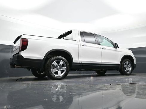 Certified 2025 Honda Ridgeline RTL image 35