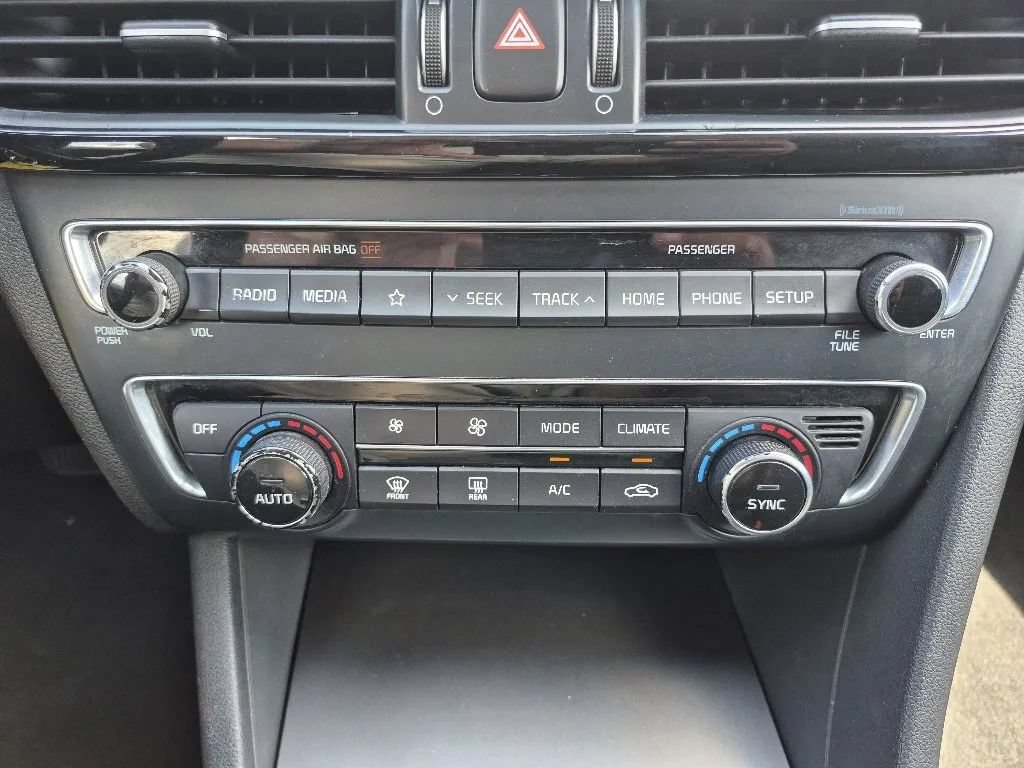Used 2019 Kia Optima LX w/ LX Premium Package FWD image 26
