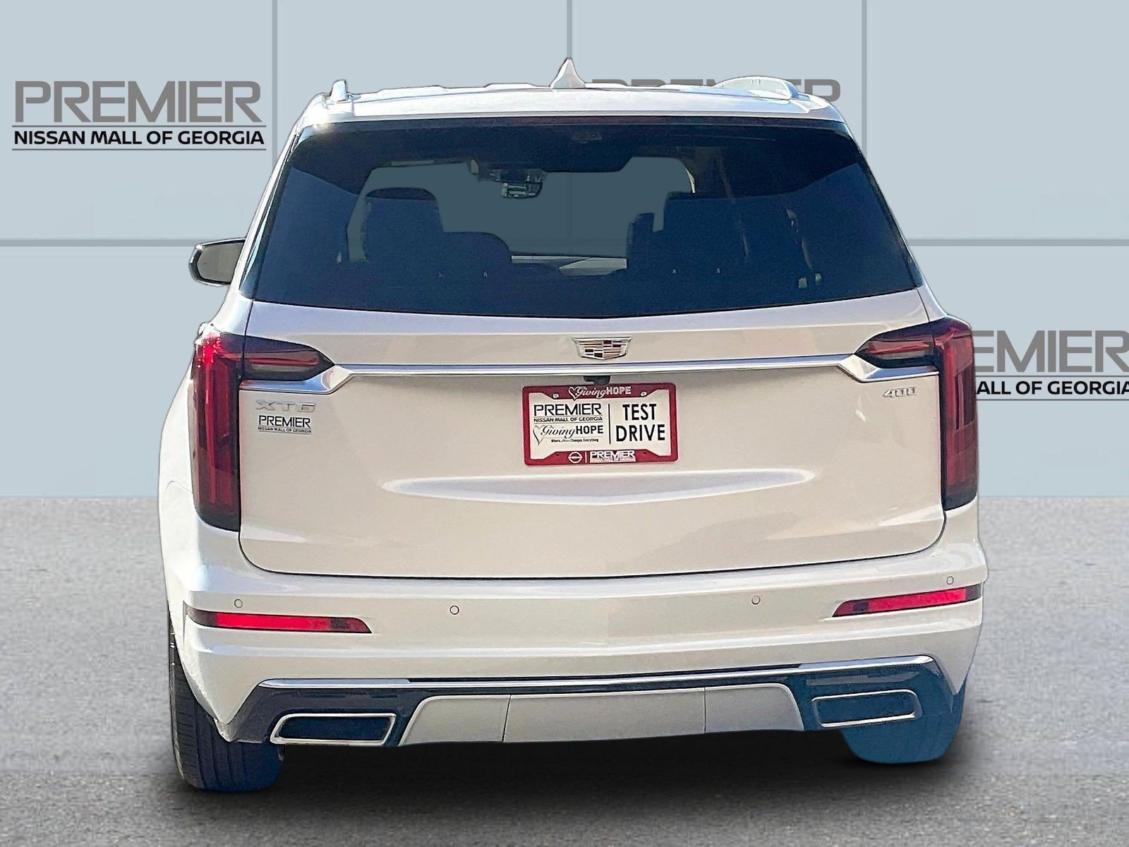 Used 2025 Cadillac XT6 Premium Luxury w/ Platinum Package FWD image 6