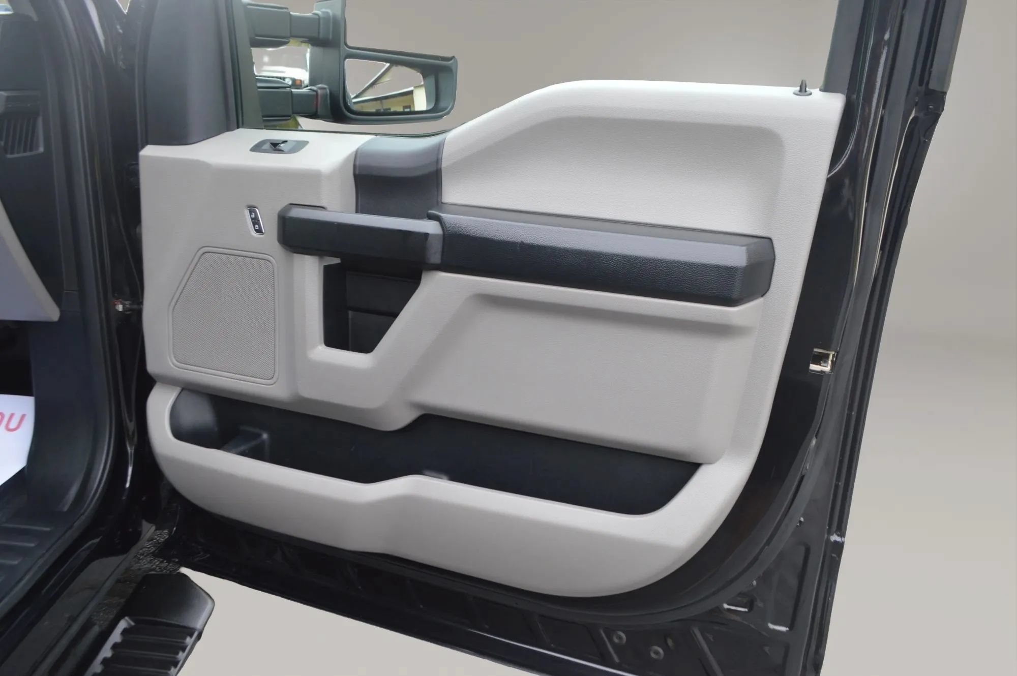 Used 2019 Ford F350 XL w/ Power Equipment Group AWD/4WD image 25