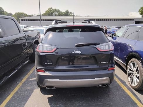 Used 2019 Jeep Cherokee Limited AWD/4WD image 7