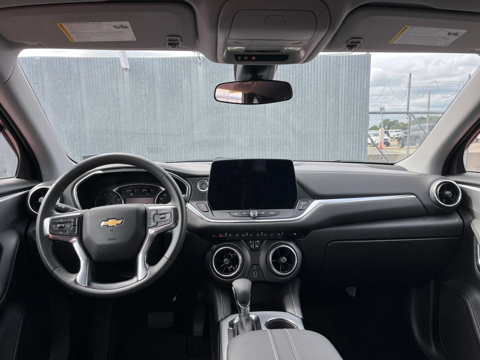 Used 2026 Chevrolet Blazer LT FWD image 33