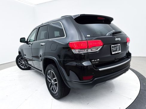 Used 2018 Jeep Grand Cherokee Limited image 2