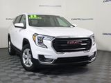 Used 2023 GMC Terrain SLE image 2
