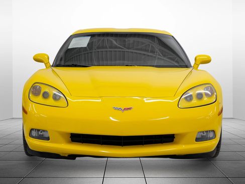 Used 2006 Chevrolet Corvette Coupe image 6
