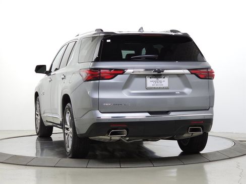 Used 2023 Chevrolet Traverse High Country w/ LPO, Floor Liner Package AWD/4WD image 6