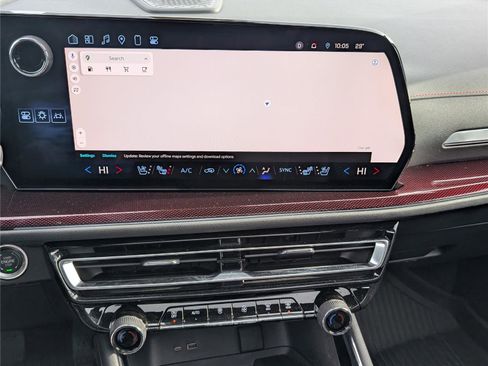 Used 2024 Chevrolet Traverse RS w/ LPO, Floor Liner Package image 34