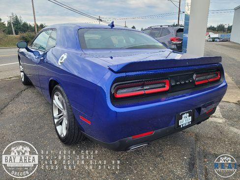 Used 2022 Dodge Challenger GT w/ Plus Package image 7