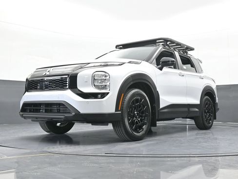 New 2026 Mitsubishi Outlander Trail Edition image 56