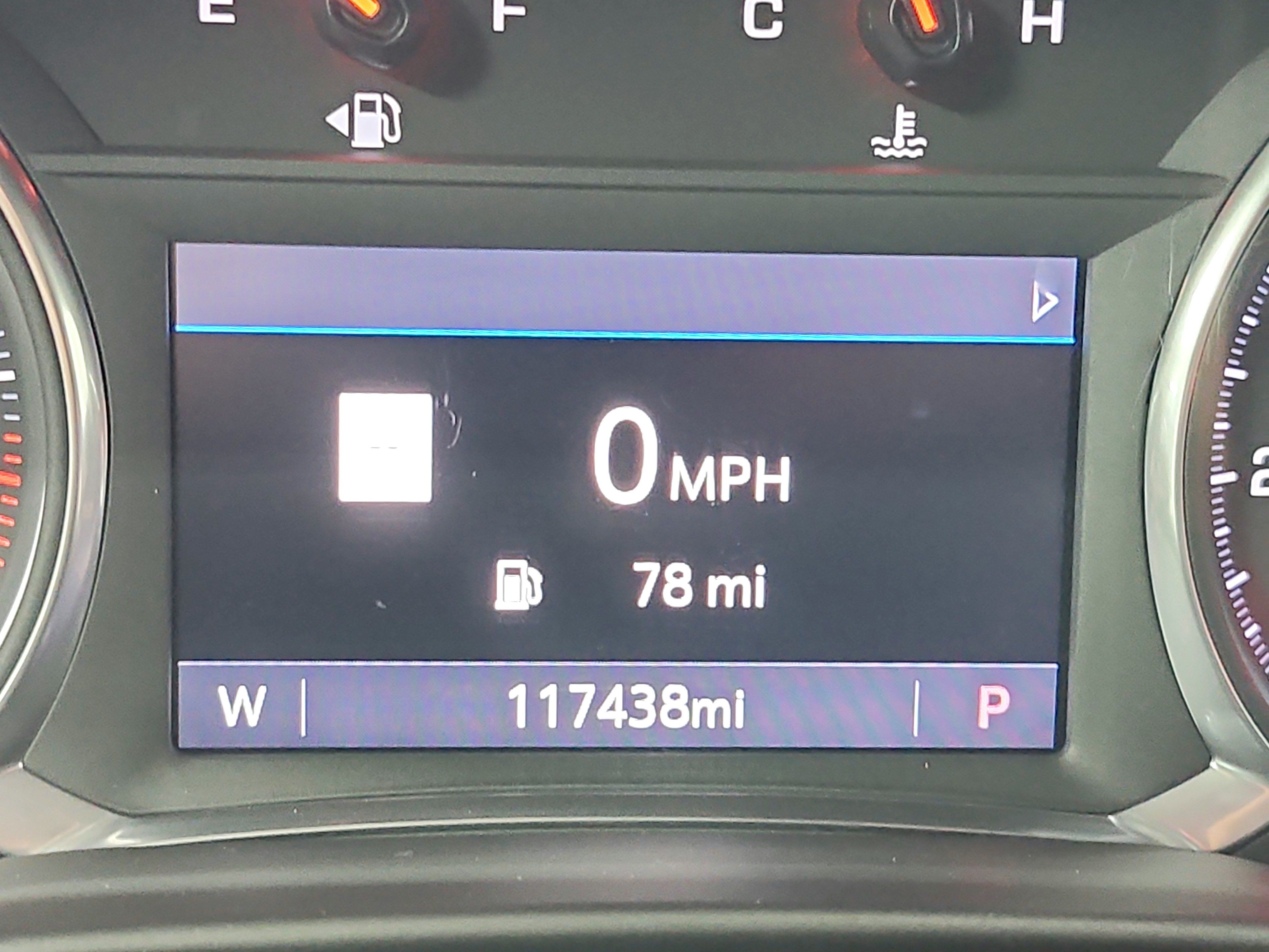 Used 2020 GMC Acadia SLT w/ LPO, Black Accent Package FWD image 21
