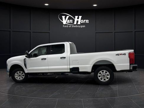 Used 2024 Ford F250 XLT image 10