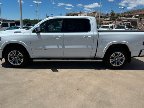 Used 2022 RAM 1500 Limited w/ Trailer Tow Group AWD/4WD image 2