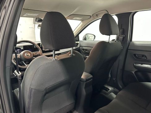 Used 2025 Nissan Kicks S AWD/4WD image 42