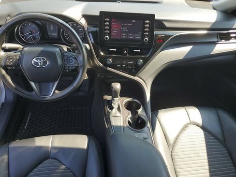Used 2024 Toyota Camry SE FWD image 10
