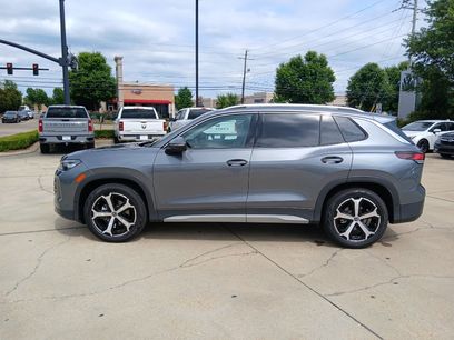 New 2026 Volkswagen Tiguan SE
