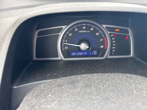 Used 2011 Honda Civic LX image 10
