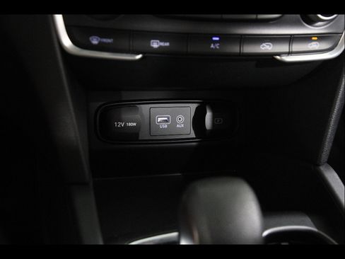 Used 2020 Hyundai Santa Fe SE AWD/4WD image 13