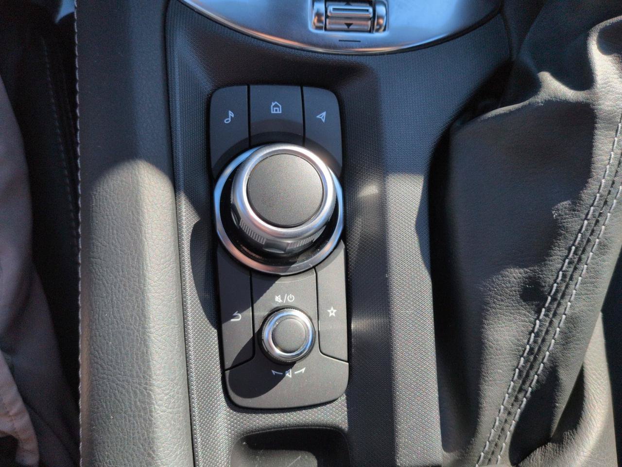 Used 2026 MAZDA MX-5 Miata RF Grand Touring RWD image 27