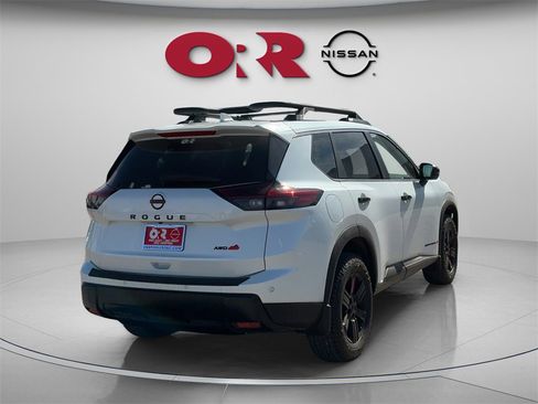 Used 2025 Nissan Rogue SV w/ Rock Creek Premium Package image 5