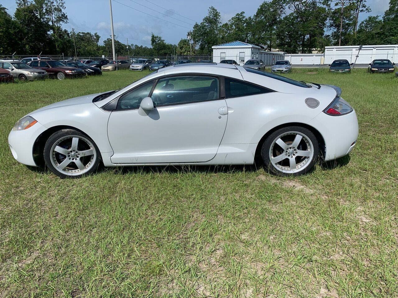 Used 2006 Mitsubishi Eclipse GS FWD image 2