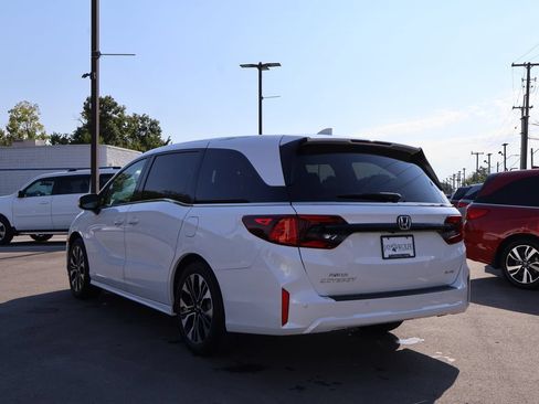 New 2026 Honda Odyssey Elite image 4