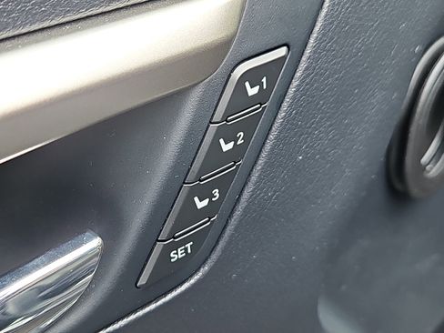 Used 2022 Lexus RX 350L Premium image 11