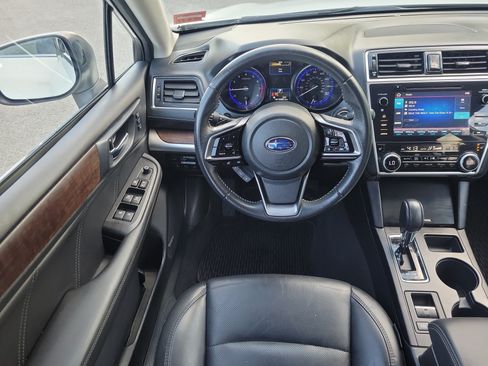 Used 2019 Subaru Outback 3.6R Limited AWD/4WD image 19