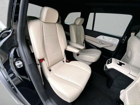 Certified 2025 Mercedes-Benz GLS 450 4MATIC image 29