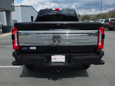 Used 2025 Ford F250 King Ranch image 4