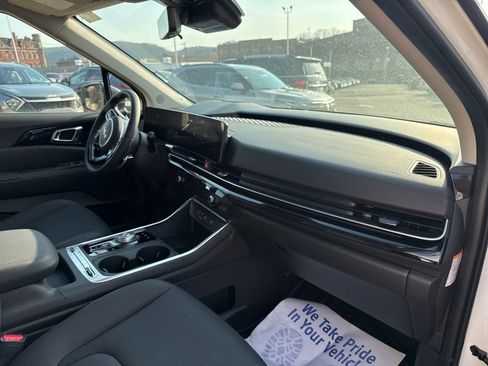 New 2026 Kia Carnival SX Prestige FWD image 21