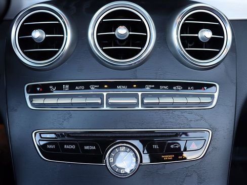 Used 2018 Mercedes-Benz C 300 Cabriolet image 29