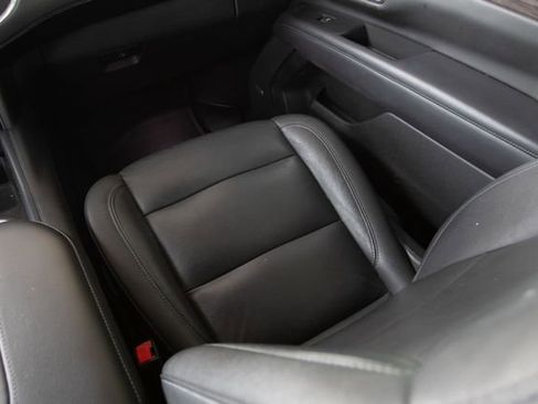 Used 2021 Chevrolet Tahoe Z71 w/ Luxury Package image 28