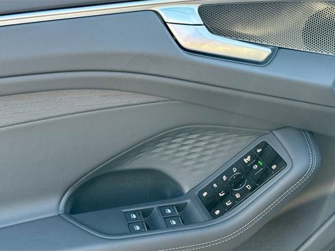 New 2026 Audi A6 Premium Plus AWD/4WD image 23