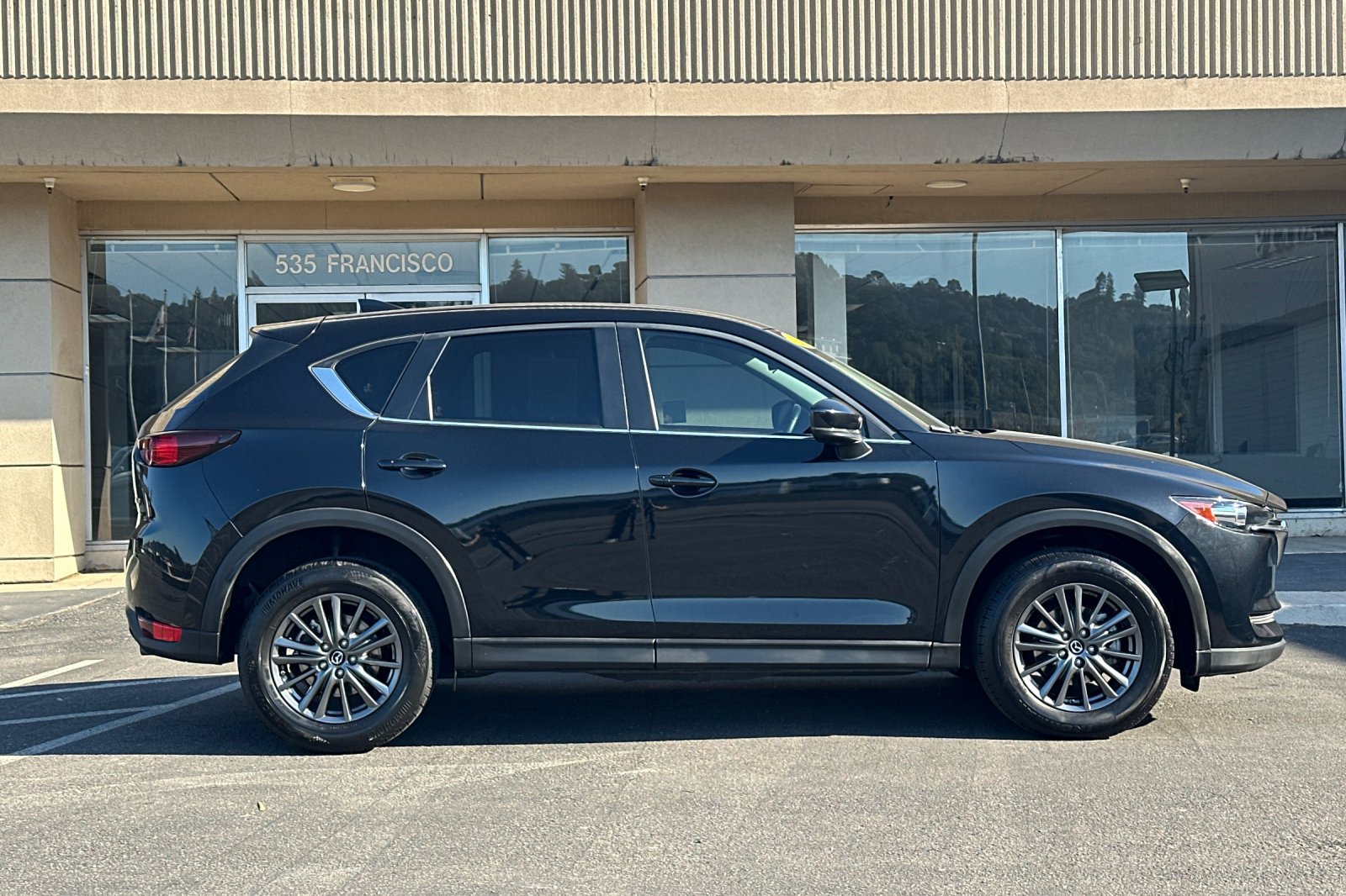 Used 2019 MAZDA CX-5 Touring FWD image 8