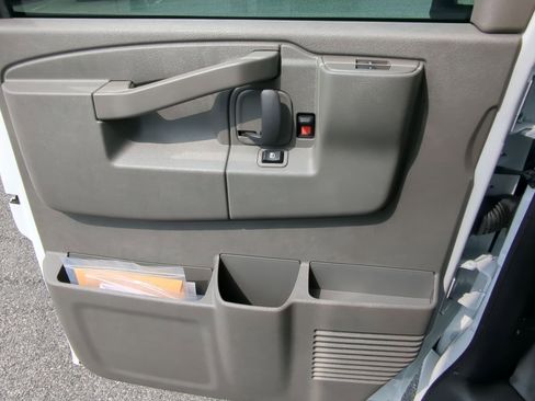 New 2025 GMC Savana 3500 w/ Power Convenience Package image 16