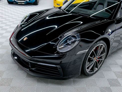 Used 2020 Porsche 911 Carrera 4S AWD/4WD image 11