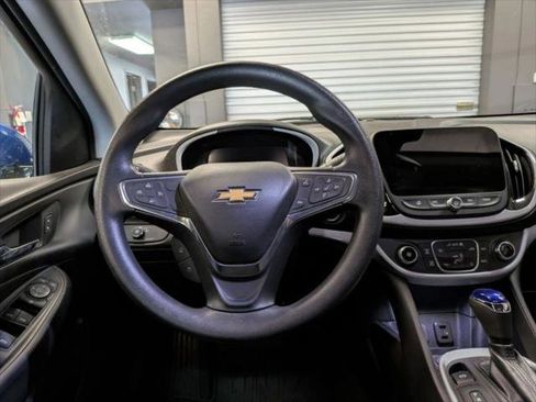 Used 2018 Chevrolet Volt LT image 14