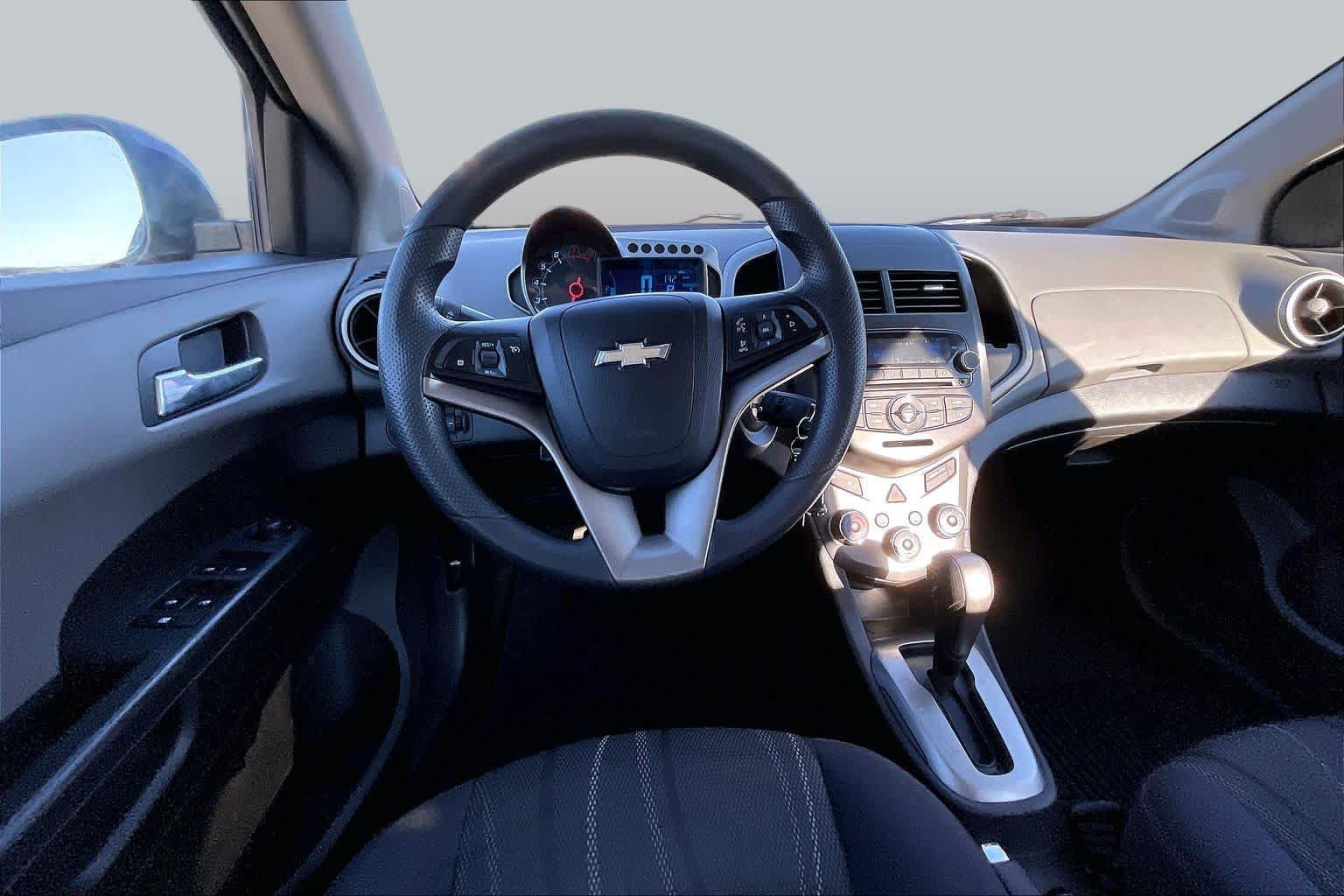Used 2013 Chevrolet Sonic LT w/ Wheels and Fog Lamp Package FWD image 6