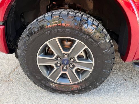 Used 2016 Ford F150 XLT w/ Equipment Group 302A Luxury AWD/4WD image 36