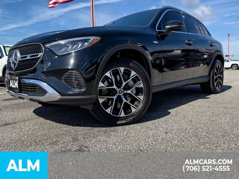 Used 2025 Mercedes-Benz GLC 350e 4MATIC image 20