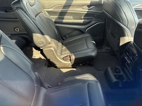 Used 2021 Jeep Grand Cherokee L Limited w/ Trailer Tow Group (B) image 8