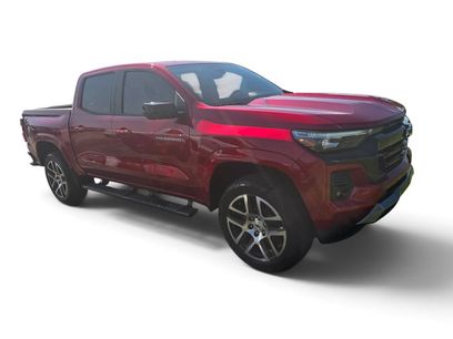 Used 2023 Chevrolet Colorado Z71 w/ Z71 Convenience Package 2